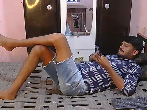 HotXKrish Chat XXX live
