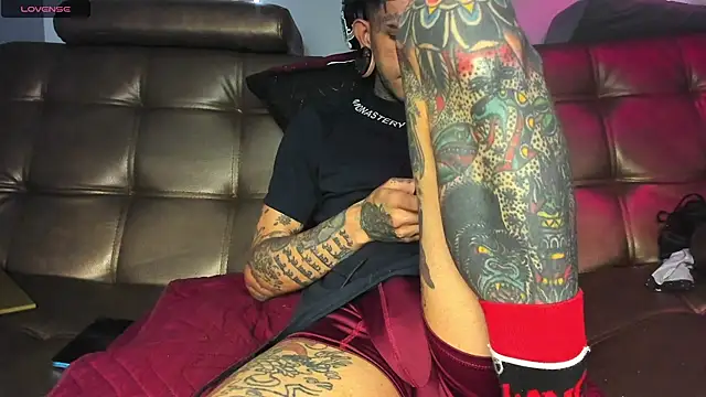 jhonny__ackerman's Live XXX Chat