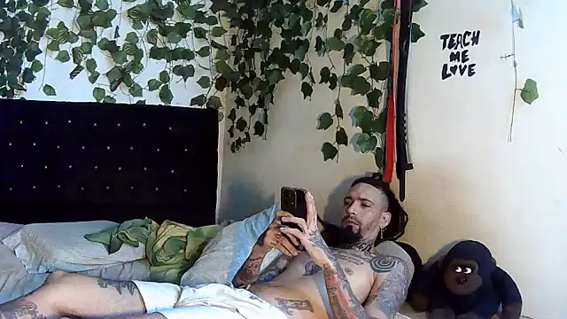 caribbeanlover1's Live XXX Chat