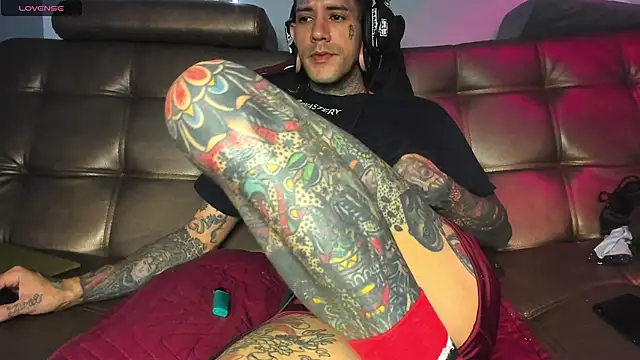 Czat XXX na żywo – jhonny__ackerman