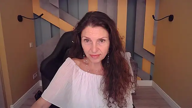 EllaLong Chat XXX live