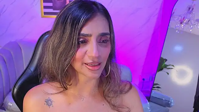 Chat XXX Live agatha_brooks_t