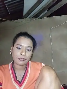 Chatroom XXX en direct de MissyLoveCreator
