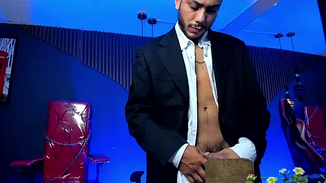 Boss_Domiinator live XXX chat