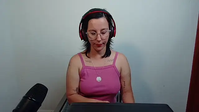 Show de mahina84 na webcam