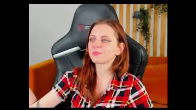 FreyaVeys' Live XXX Chat