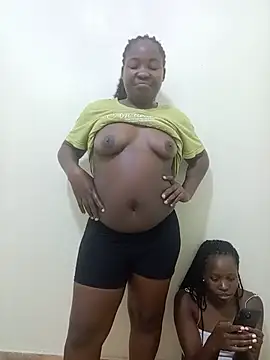 Chat XXX ao vivo de Nelly_jo