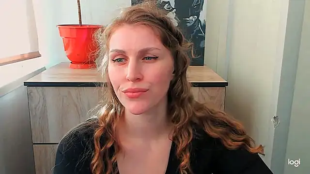 JuliaMuuun élő XXX-chatje