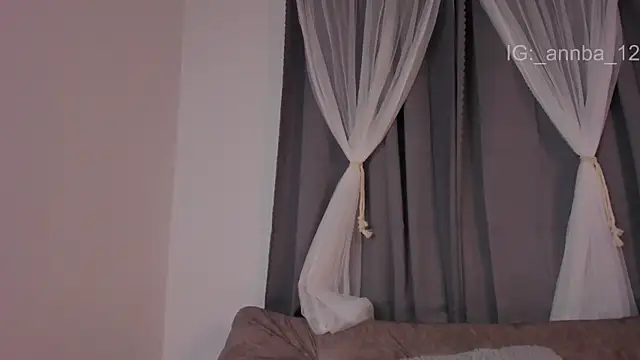 XXX chat uživo modela annie_barozzi
