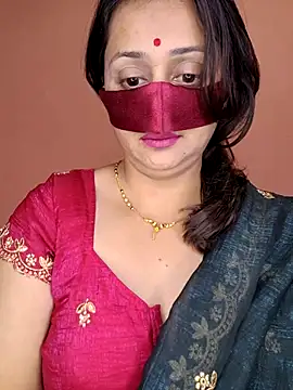 دردشة WetDollX الجنسية المباشرة