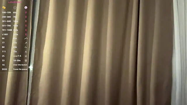Ur_neighbor_Kira Adlı Modelin Canlı XXX Sohbeti