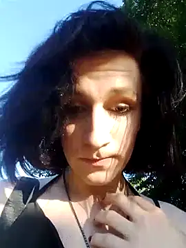 XXX chat uživo modela MickeQuinee