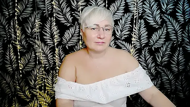 Chat +18 de Olivia_playful ao vivo