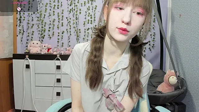 Yoonhee_ki Adlı Modelin Canlı XXX Sohbeti
