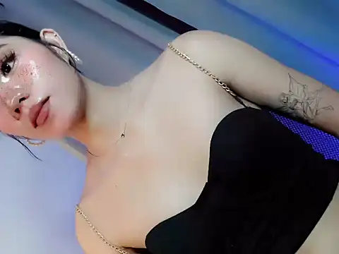 Rose_victoria18n Live XXX chat