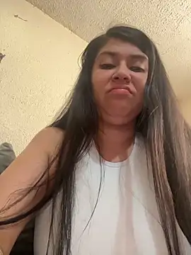 emilyjohanson XXX чат на живо