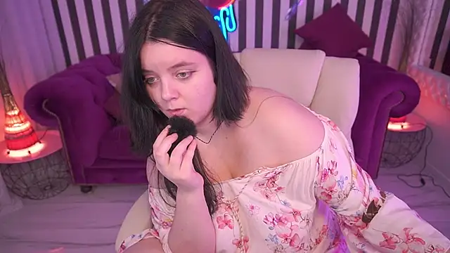LittleShyy Chat XXX live