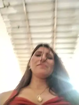 แชท XXX สดของ Rubi_Esmeralda