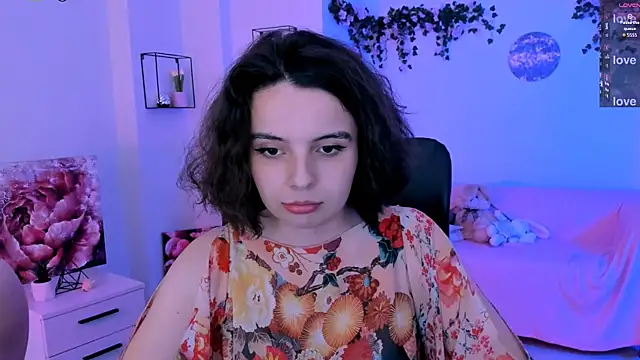  Онлайн чат XXX olivia_kit