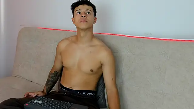 _Alex_Colton 라이브 XXX 채팅