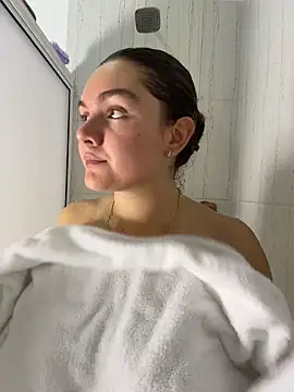 Eva_stark10 লাইভ XXX চ্যাট