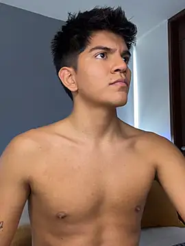 Chat XXX Live OnlySantty