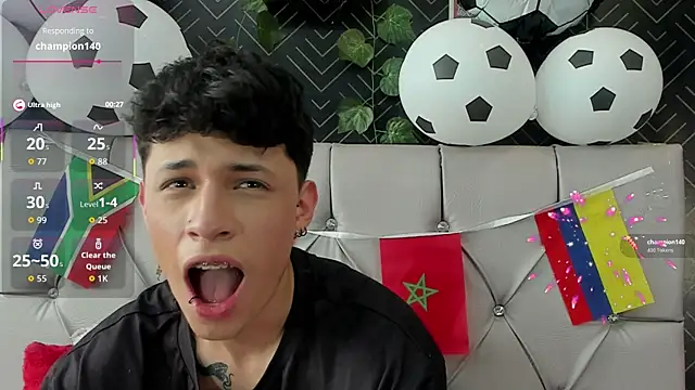 Chat +18 de Axel__Evans ao vivo