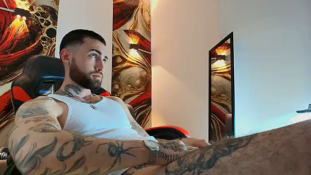Luke_davis01 XXX чат на живо