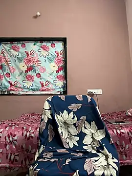 Chat +18 de spiral__man007 ao vivo