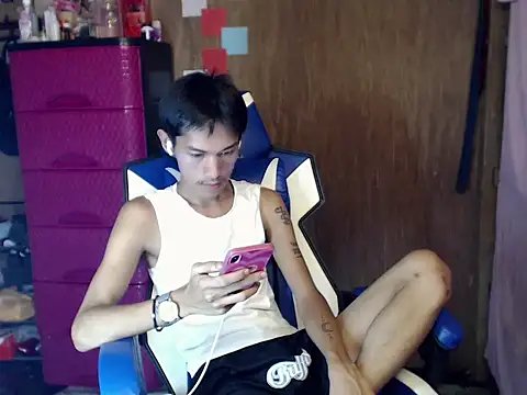 riks_tyler 现场XXX聊天