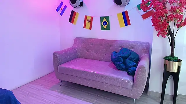 Chat +18 de Rainy_doll ao vivo