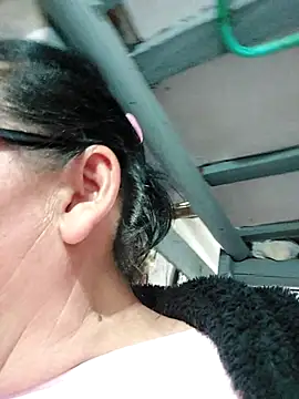 clarita_01's Live XXX Chat