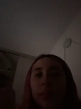 دردشة Sophia_LuxxX الجنسية المباشرة