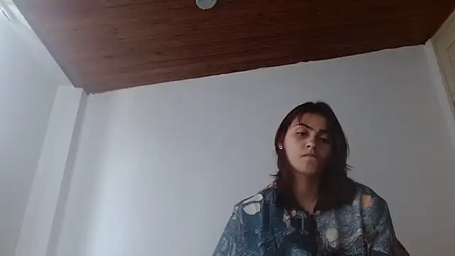 צ'אט XXX בשידור חי של Crystal_Star_
