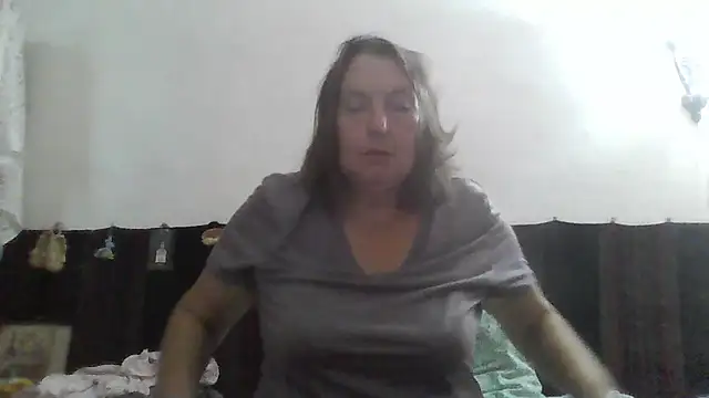 AnnaLive570 Chat XXX in diretta