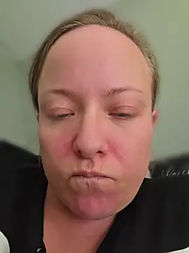 julimonroe – Naživo XXX chat