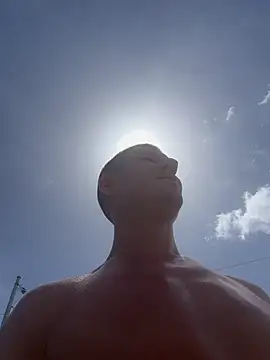 הופעת וובקאם של JockNThirsty