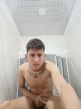 XXX chat uživo modela Axel_Romanov