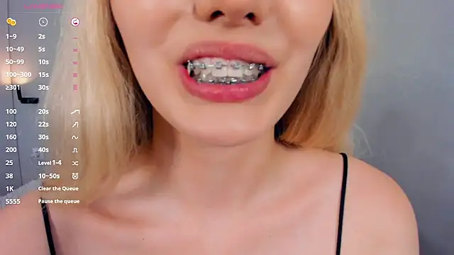 Barbiebloom live XXX chat