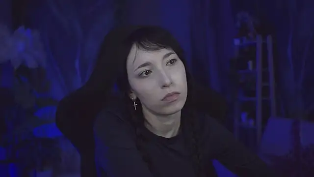 SeraphineSparda's Live XXX Chat