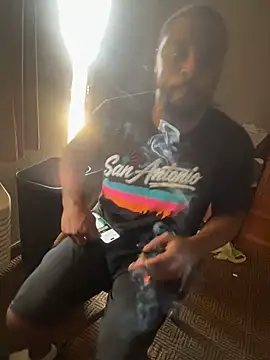 Stressreliever82 Live XXX Chat