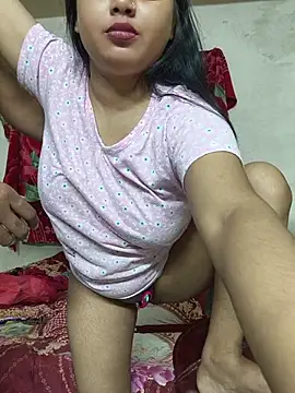 Russian_Queen_mala_Thakur Adlı Modelin Web Kamerası Şovu