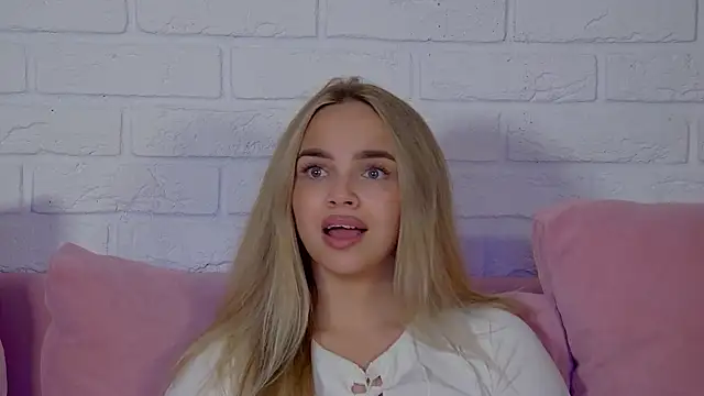 AnitaVenture Chat XXX live