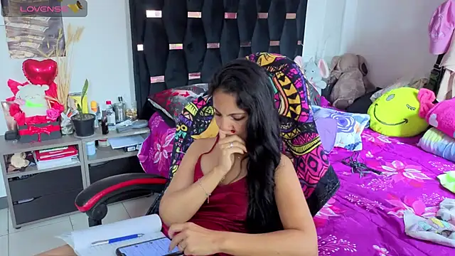 BasmaHernandez's Live XXX Chat