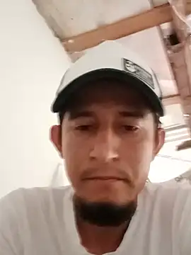 Chat +18 de chicolargo17 ao vivo