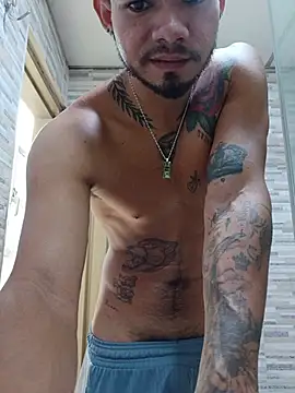 Niick01_ Live XXX Chat