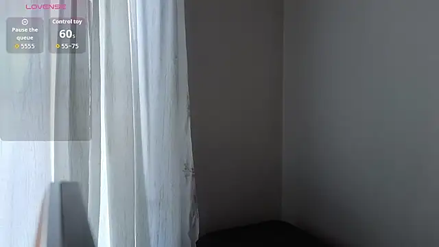 Chat XXX en directo de ninaa_fox