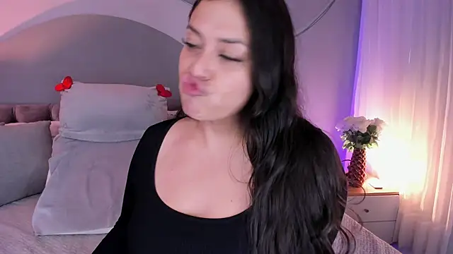 Nicolle_W XXX чат на живо
