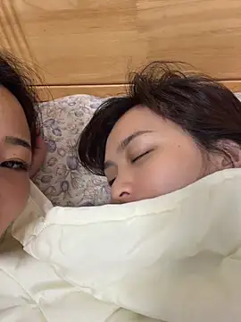 jingya521 Show in webcam