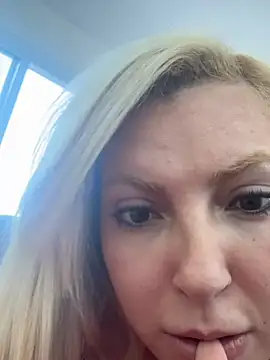 Show de Juuhschmitt na webcam